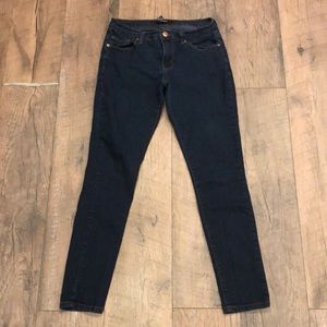 Forever 21 dark wash skinny jeans. US 26